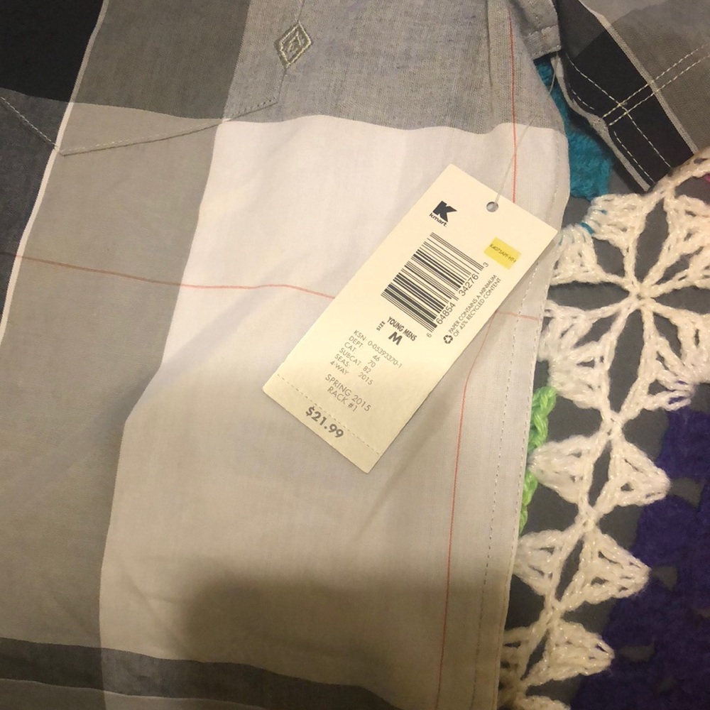 Button down shirt - Picture 2 of 3